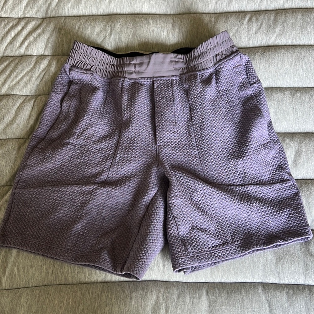 Lululemon at ease shorts